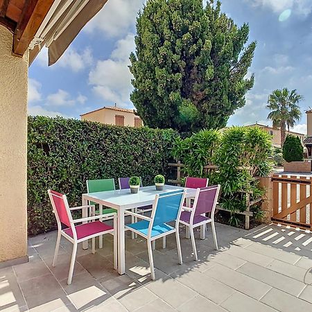 Petit Coin De Paradis Dans Residence Avec Piscine Vias Eksteriør billede