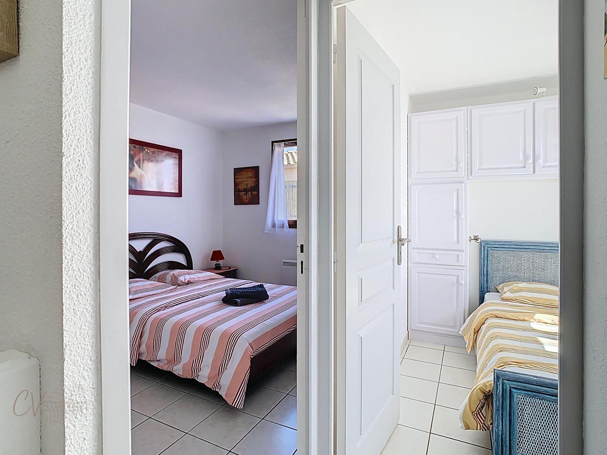 Petit Coin De Paradis Dans Residence Avec Piscine Vias Eksteriør billede
