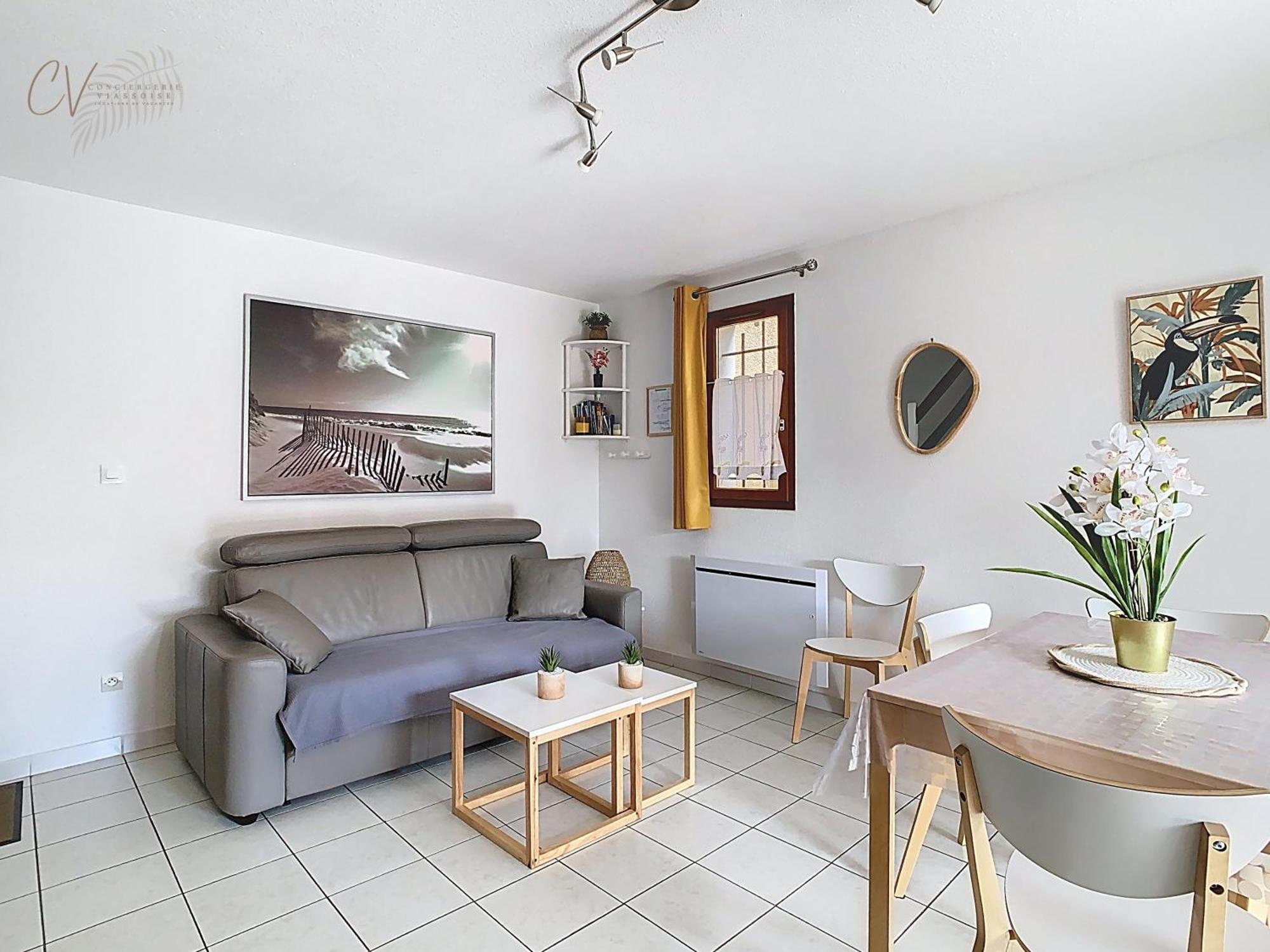 Petit Coin De Paradis Dans Residence Avec Piscine Vias Eksteriør billede